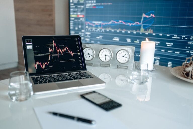 algorithmic trading tools for advanced investment strategies in finance apps